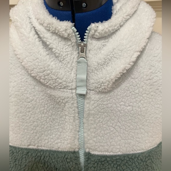 NWOT Eddie Bauer We Wander Hoodie Jacket Coat in Mineral Green - Picture 2 of 9